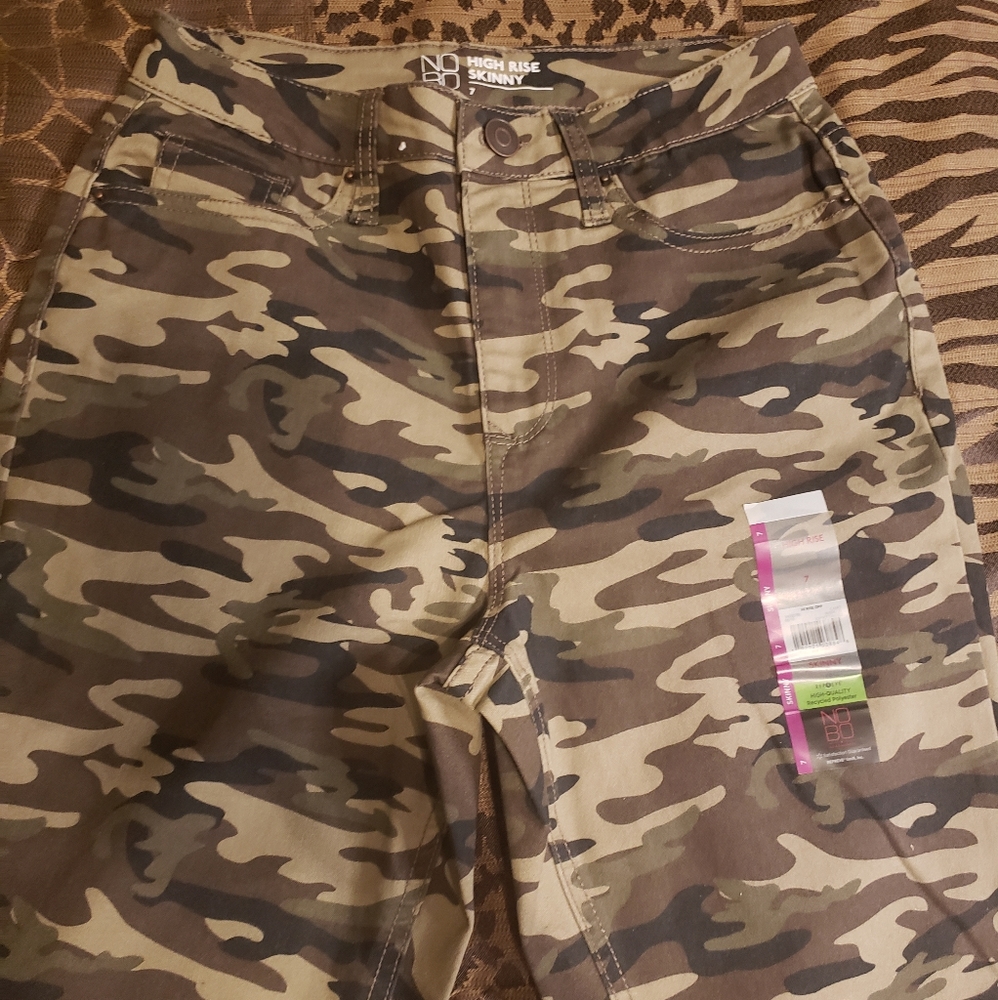 ❤3/$25 NWT NOBO High Rise Skinny Pants 👖